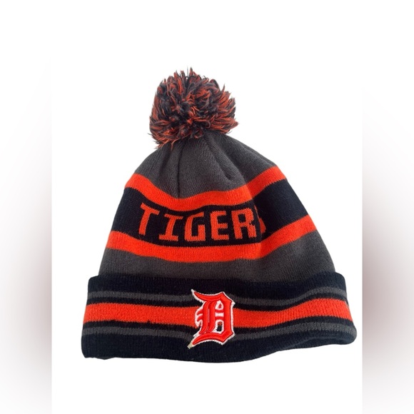 New Era Other - New Era Detroit Tigers Baseball Knit Winter Hat with Pom